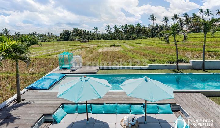 TAHUNAN SEWA VILA 5-KAMAR TIDUR MENAWARKAN PEMANDANGAN SAWAH YANG MENAKJUBKAN