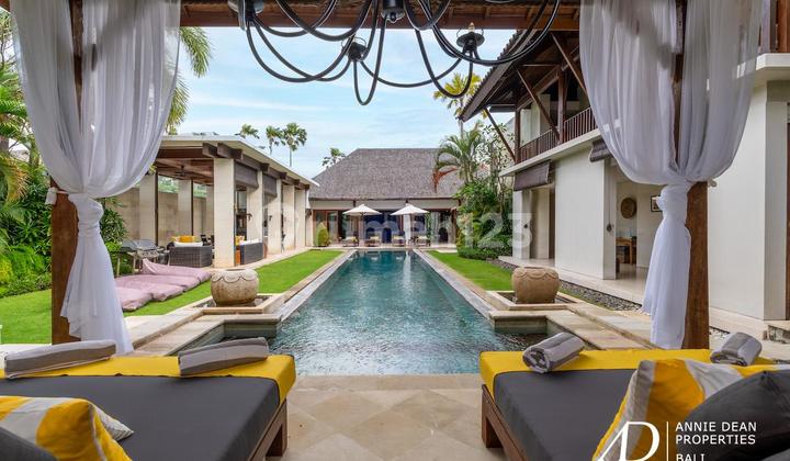 FREEHOLD | LUXURY IN PRESTIGIOUS ESTATE IN SEMINYAK FREEHOLD | LUXURY IN PRESTIGIOUS ESTATE IN SEMINYAK