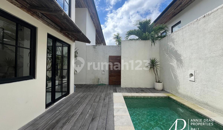 SEWA | VILA MODERN 3 KAMAR TIDUR DI KEROBOKAN DEKAT SEMINYAK