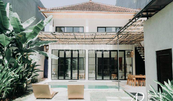 Yearly Rental 4 Bedroom Villa 500M To The Beach In Seminyak 1