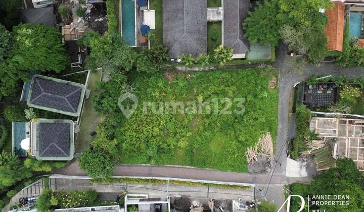 LEASEHOLD | LAND IN TIYING TUTUL, CANGGU LEASEHOLD | LAND IN TIYING TUTUL, CANGGU