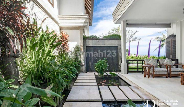 FREEHOLD SHOWCASES BALINESE STYLE VILLA WITH LARGE GARDEN 2