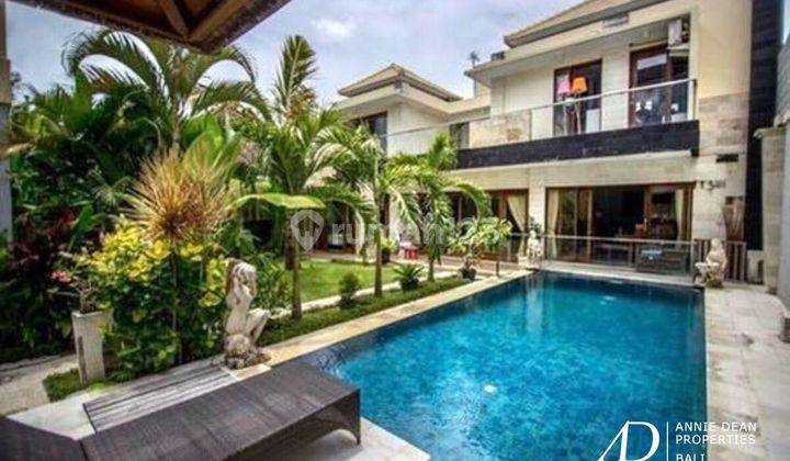 Leasehold 2 4 Bedrooms Villa In Mertanadi Seminyak 1