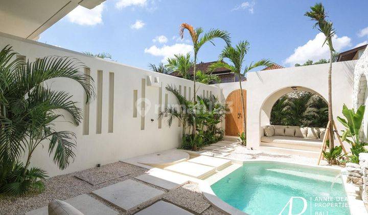  Freehold Mediterranean Style One Two Bedroom Villas In Pererenan 1