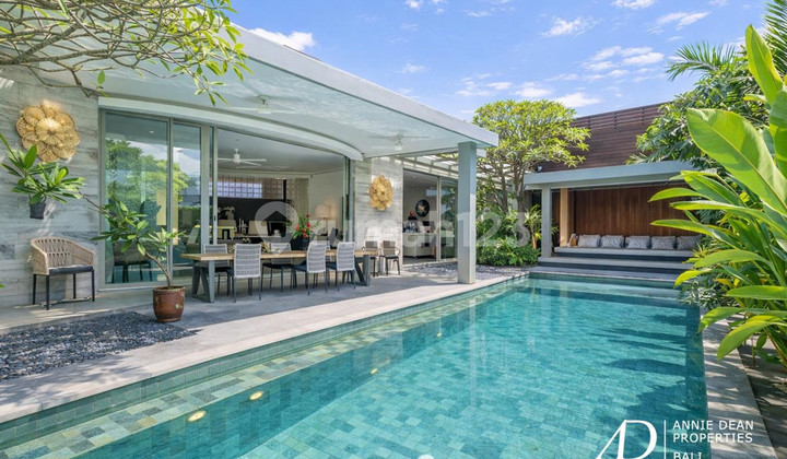 Leasehold 30 Years | Tropical Minimalist Villa With 13M Pool - Prime Umalas Leasehold 30 Years | Tropical Minimalist Villa With 13M Pool - Prime Umalas