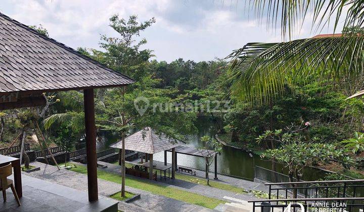 Freehold Golf View Villa Within Private Estate In Pecatu 2