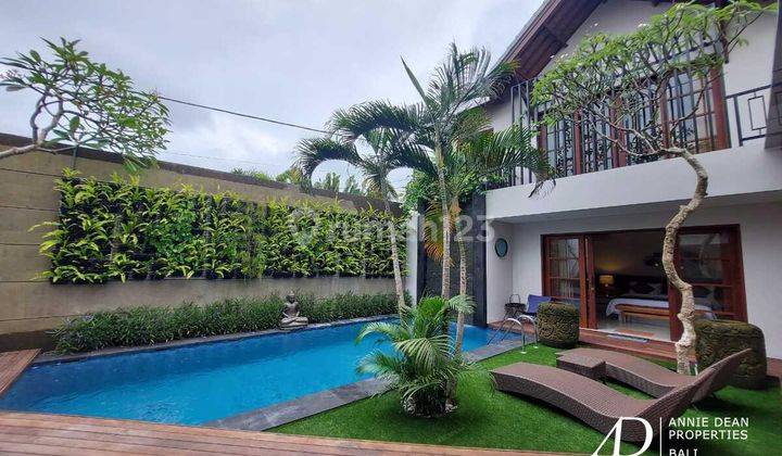 Freehold Tropical Design 3 Bedroom Villa In Seminyak 1