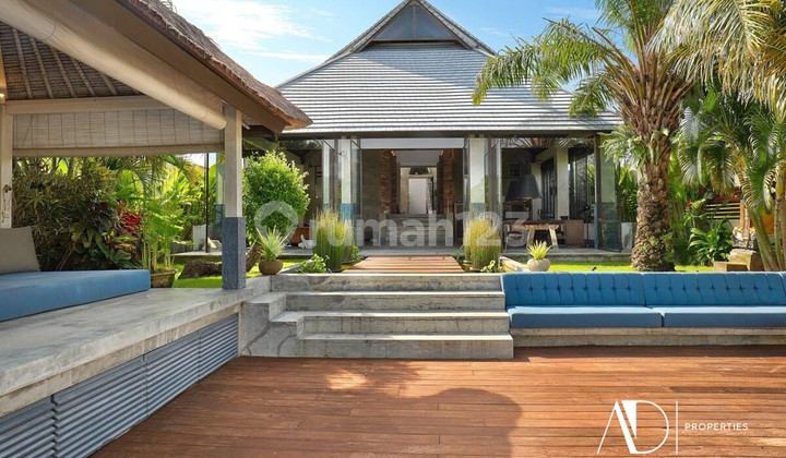 Freehold | 4-Bedroom Villa In Private Complex - Umalas, Bali 2