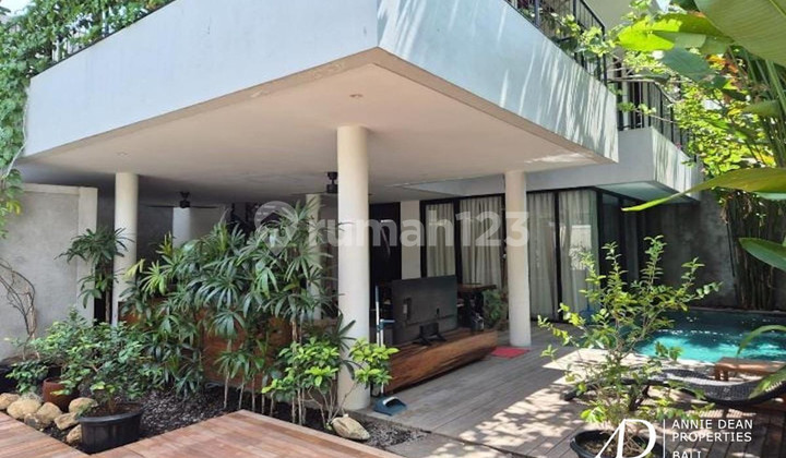 Freehold | Modern 3-Bedroom Villa In Seminyak