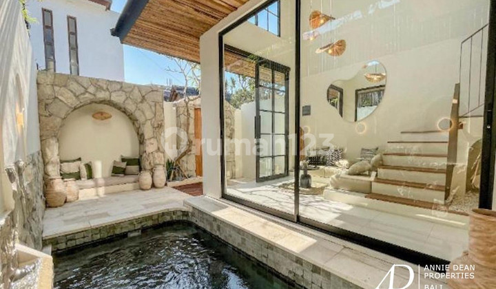 LEASEHOLD | VILA 2 KAMAR TIDUR GAYA MEDITERRANIA - OBEROI, SEMINYAK LEASEHOLD | VILA 2 KAMAR TIDUR GAYA MEDITERRANIA - OBEROI, SEMINYAK