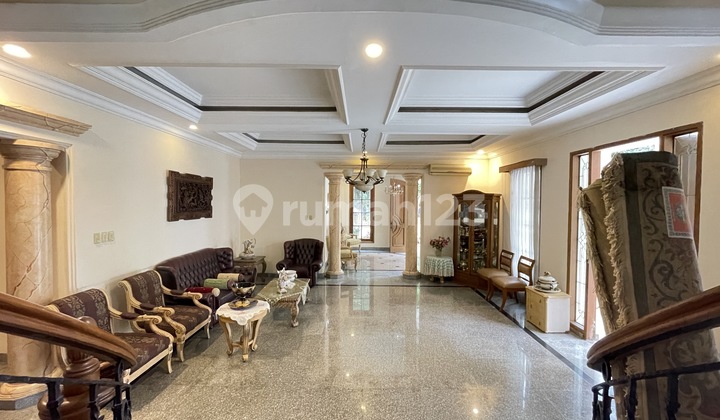 Disewakan Rumah Mewah Lokasi Sangat Strategis di Kebayoran Baru Cocok Untuk Kantor Dubes 9