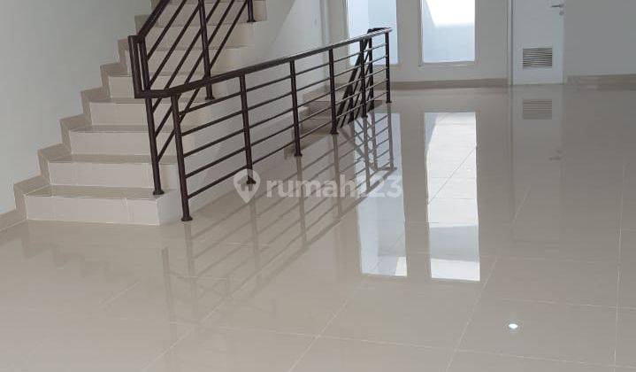 Di sewakan ruko STA NIAGA sentul city 6
