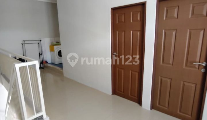 Rumah Bagus Minimalis 2 Lantai di Rungkut Putra Bangsa Dekat Upn 2