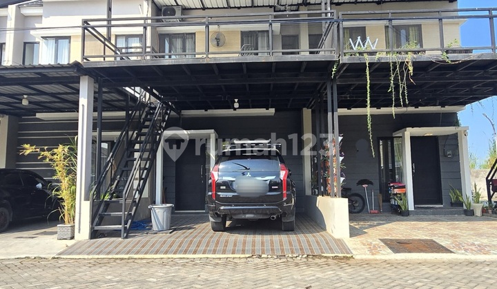 Rumah Modern Minimalis 2 Lantai, Boulevard 24m, Area Rungkut Rumah Modern Minimalis 2 Lantai, Boulevard 24m, Area Rungkut