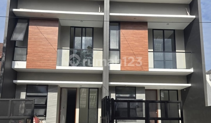 Rumah Baru Mewah Di Pondok Nirwana Baruk Utara Nol Jalan Merr