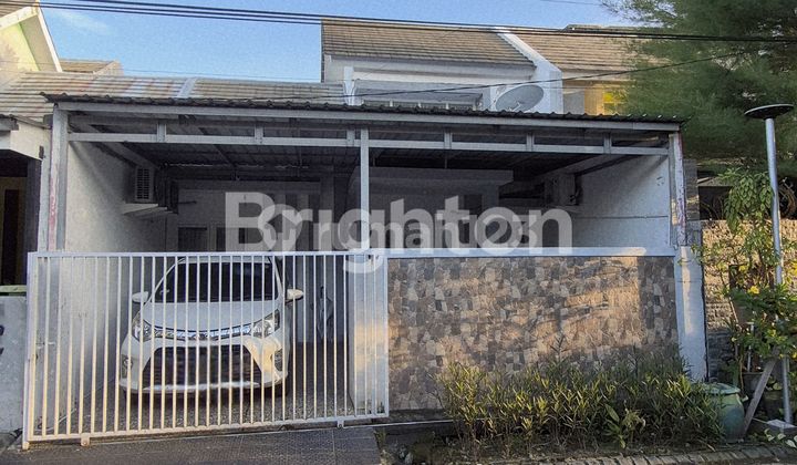 Ready-to-occupy minimalist house at Grand Semanggi, close to MERR & OERR, Nirwana, and Rungkut. Ready-to-occupy minimalist house at Grand Semanggi, close to MERR & OERR, Nirwana, and Rungkut.