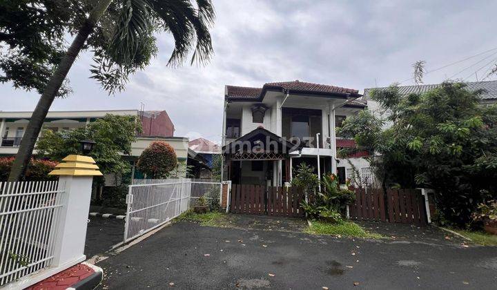 Rumah Bagus dekat Masjid di Jl Adhyaksa, Lebak Bulus, Jakarta Selatan 1