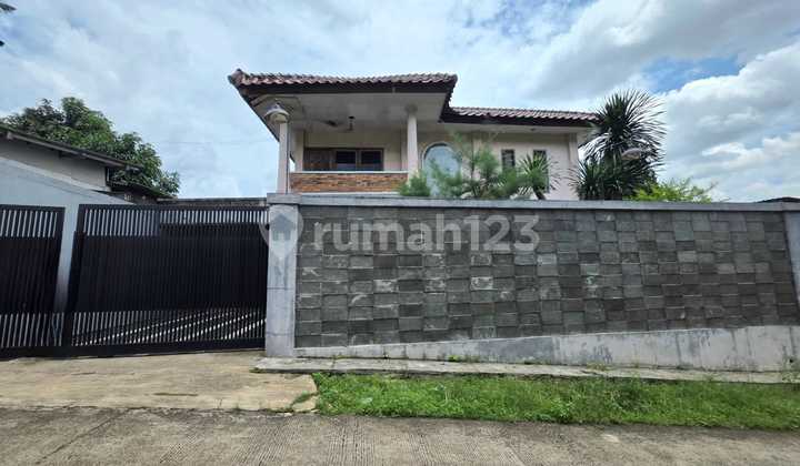 Rumah Hitung Tanah di Jl Kesehatan Bintaro Jakarta Selatan Rumah Hitung Tanah di Jl Kesehatan Bintaro Jakarta Selatan