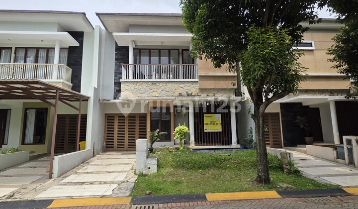 Rumah Nyaman dan Siap Huni Depan Taman di Discovery Fiore, Bintaro Jaya Sektor 9