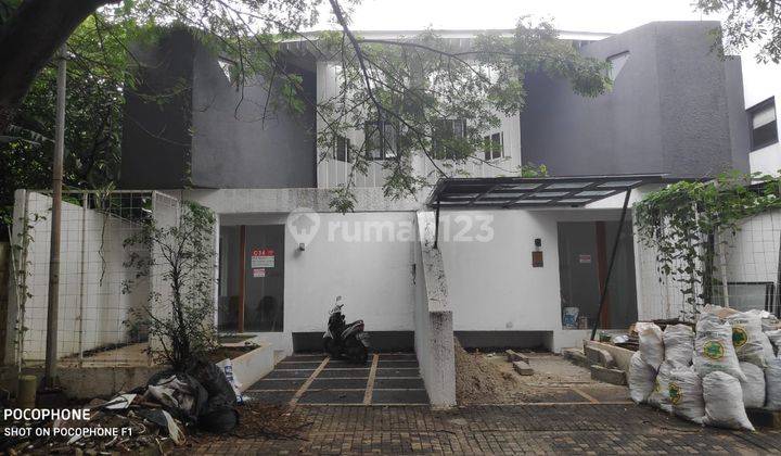 Rumah Bagus Siap Huni di Perum Ozone Residence, Veteran Bintaro, Jakarta Selatan 1