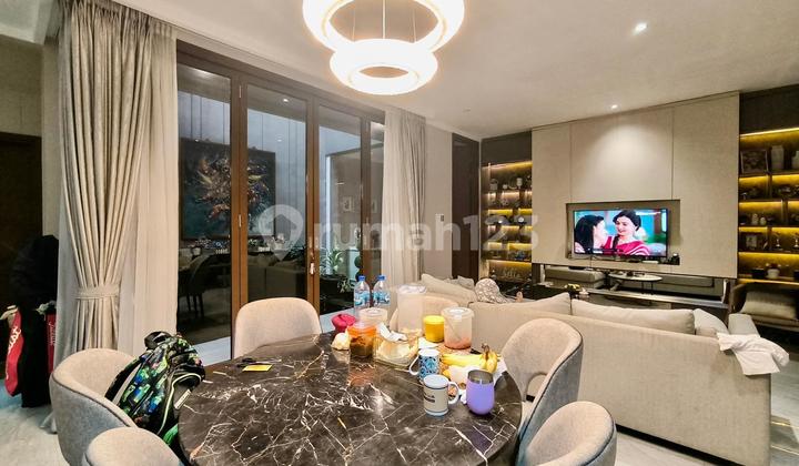 Beautiful Ready-to-Live Lush House at Discovery Lumina, Bintaro Jaya Sector 9