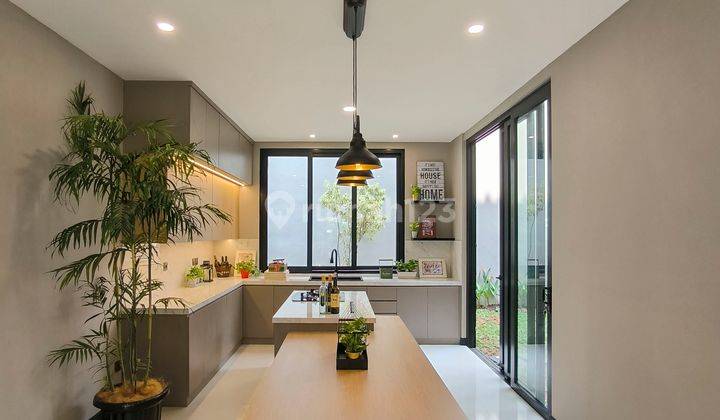 Rumah Siap Huni Dengan Design Modern di Cluster Versailles, BSD Tangerang Selatan 2