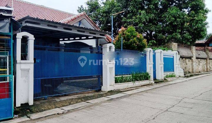 Rumah Bagus Pinggir Jalan Sukarela Paninggilan, Ciledug, Tangerang 1