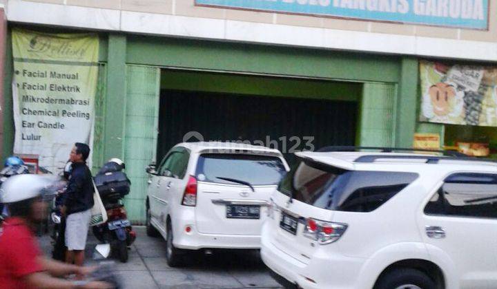 Bangunan hitung tanah di Kawasan TB Simatupang, Jakarta Selatan 1