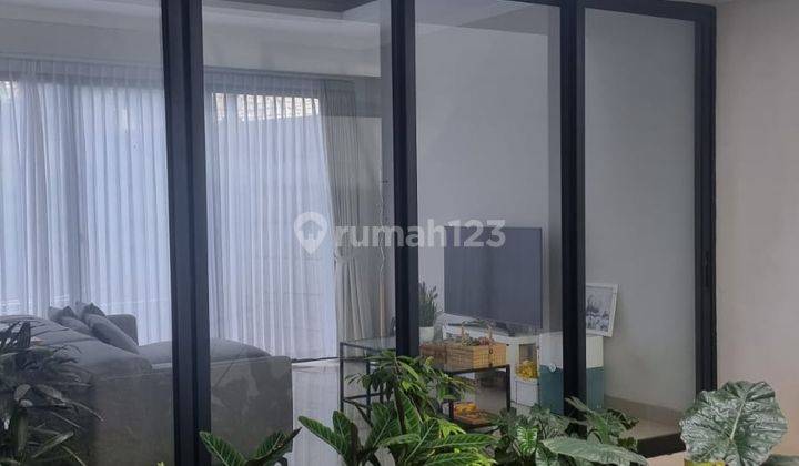 Rumah Bagus Siap Huni dan Lingkungan Asri di Kebayoran Symphony, Bintaro Sektor 7 2