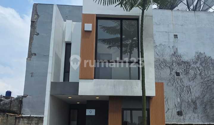 Rumah Bagus Siap Huni di Cluster Matsu Residence, Ciputat, Tangerang Selatan Rumah Bagus Siap Huni di Cluster Matsu Residence, Ciputat, Tangerang Selatan