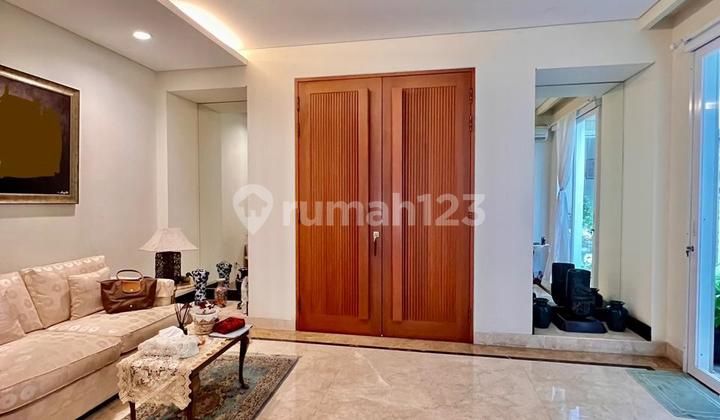 Rumah Bagus Siap Huni Dgn Kolam Renang di Niaga Hijau, Pondok Indah, Jakarta Selatan
