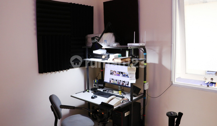 Nice Ready-to-Occupy House in a Lush Environment at Bougenville Loka, Graha Raya, Bintaro Jaya 2