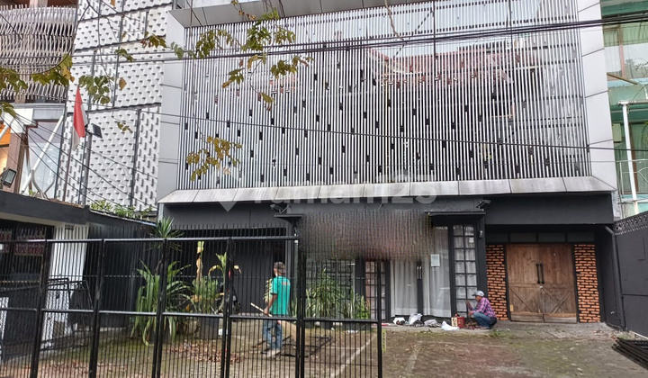 Ready-to-Use and Good Quality Roadside Shophouse on Jl Pelajar Pejuang, Turangga, Bandung, West Java 2