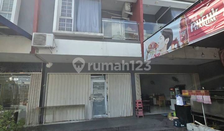 Shop House Ready for Business on Jl Raden Fatah, Ciledug, South Tangerang Shop House Ready for Business on Jl Raden Fatah, Ciledug, South Tangerang