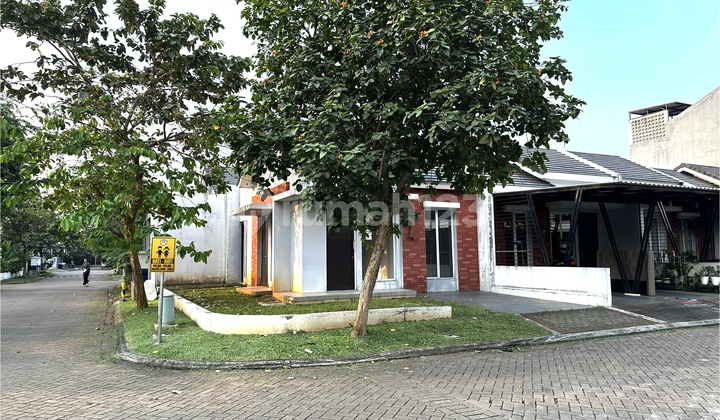 Rumah Tumbuh Bagus di Hook Tanah Luas 108 di U House, Bintaro Jaya, Tangerang Selatan 1