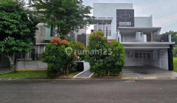 Rumah Bagus Siap Huni dgn Kolam Renang di Kebayoran Height, Bintaro Sektor 7 1