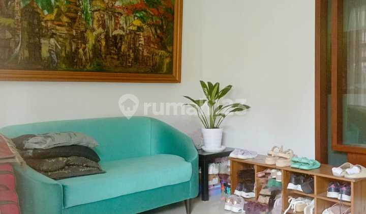 Rumah Bagus Siap Huni Asri di Kebayoran Essence, Bintaro Jaya, Sektor 7 