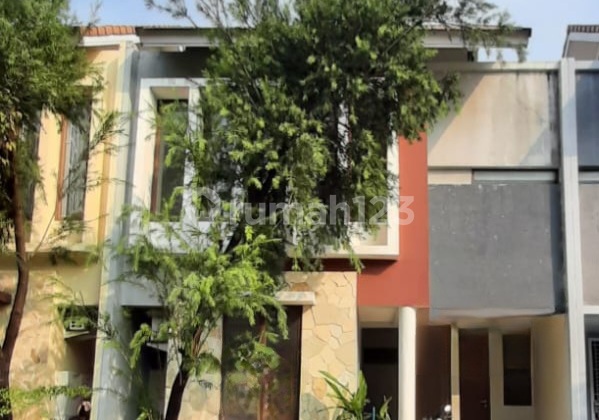 Rumah Bagus Siap Huni Asri di Discovery Conserva, Bintaro Jaya, Sektor 9 Rumah Bagus Siap Huni Asri di Discovery Conserva, Bintaro Jaya, Sektor 9