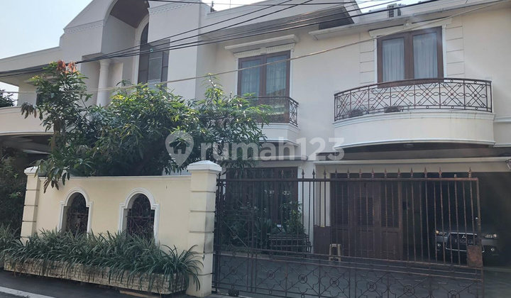 Dijual Rumah Bagus Siap Huni Nyaman dan Asri di Cipete, Jakarta Selatan