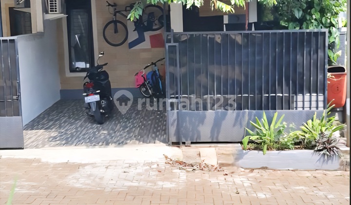 Rumah Minimalis Siap Huni dan Asri di Perumahan Puri Depok Mas, Depok Rumah Minimalis Siap Huni dan Asri di Perumahan Puri Depok Mas, Depok