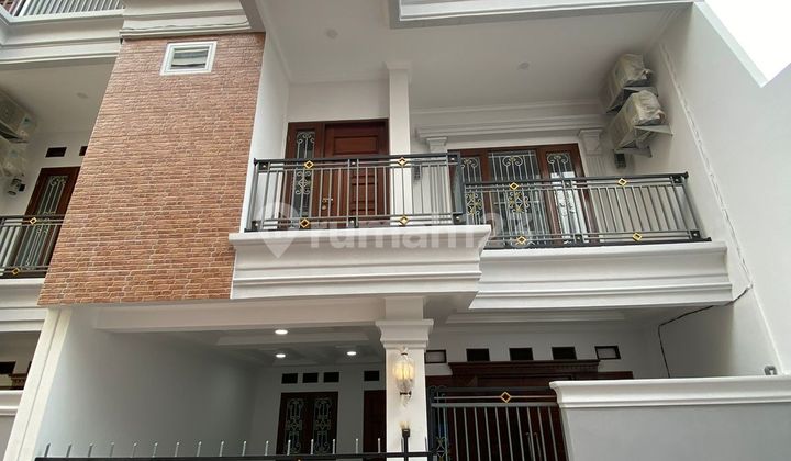 Rumah Bagus Di Giant Residence, Jl Cendrawasih Kebayoran Lama Jakarta Selatan
