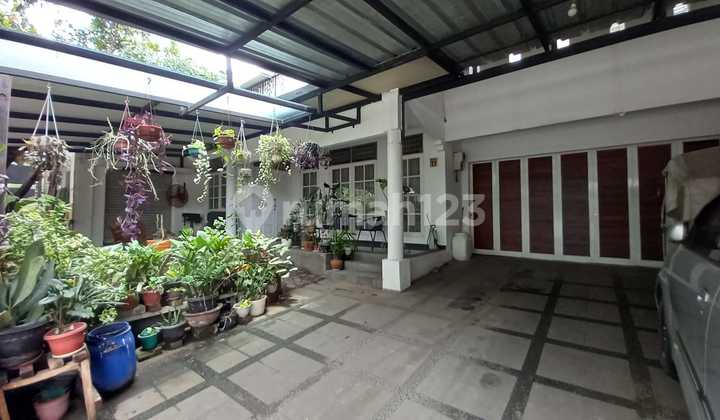 Rumah Bagus Pinggir Jalan Maleo Raya, Bintaro Jaya, Sektor 9 Rumah Bagus Pinggir Jalan Maleo Raya, Bintaro Jaya, Sektor 9
