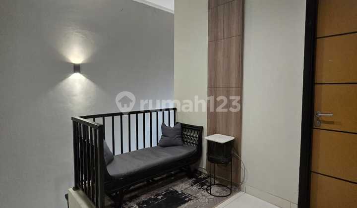 Rumah Bagus Siap Huni Lingkungan Asri di Discovery Terra, Bintaro Jaya Sektor 9 2