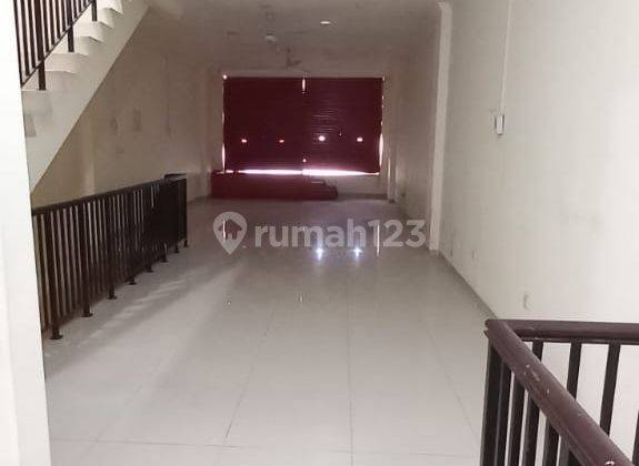 Disewakan Ruko 3 Lantai di Grand Galaxy Bekasi. 3