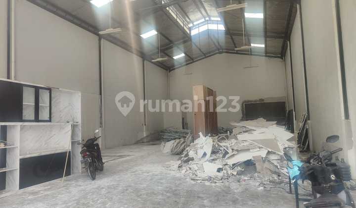 Disewakan Gudang di Bizpark 3, Kranji Bekasi 3