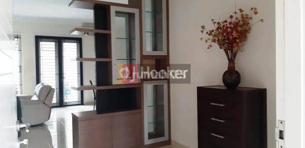 Disewakan Rumah Siap Huni Di Sutera Onyx Area Alam Sutera 2