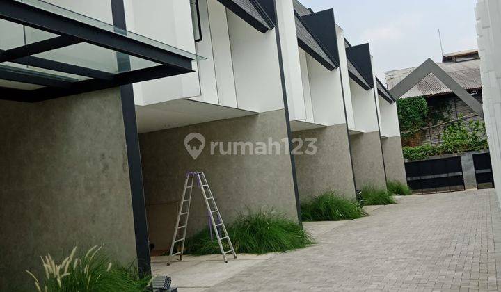 Rumah Raden Inten Duren Sawit Jakarta Timur Bebas Banjir 2