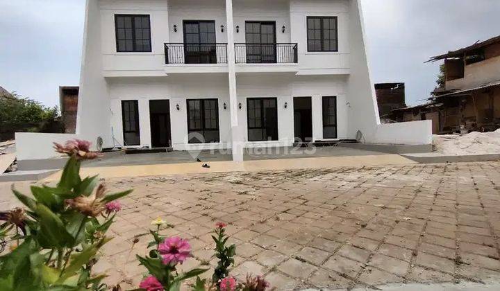 Townhouse Rumah Dijual di Jatimakmur Tol Jatibening & LRT 1