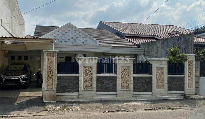 Rumah di Jatiwaringin Pondokgede Komplek Jatiwaringin Asri 1