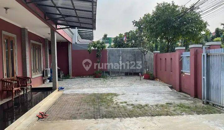 Rumah di Duren Sawit Strategis Pinggir Jalan Besar 2